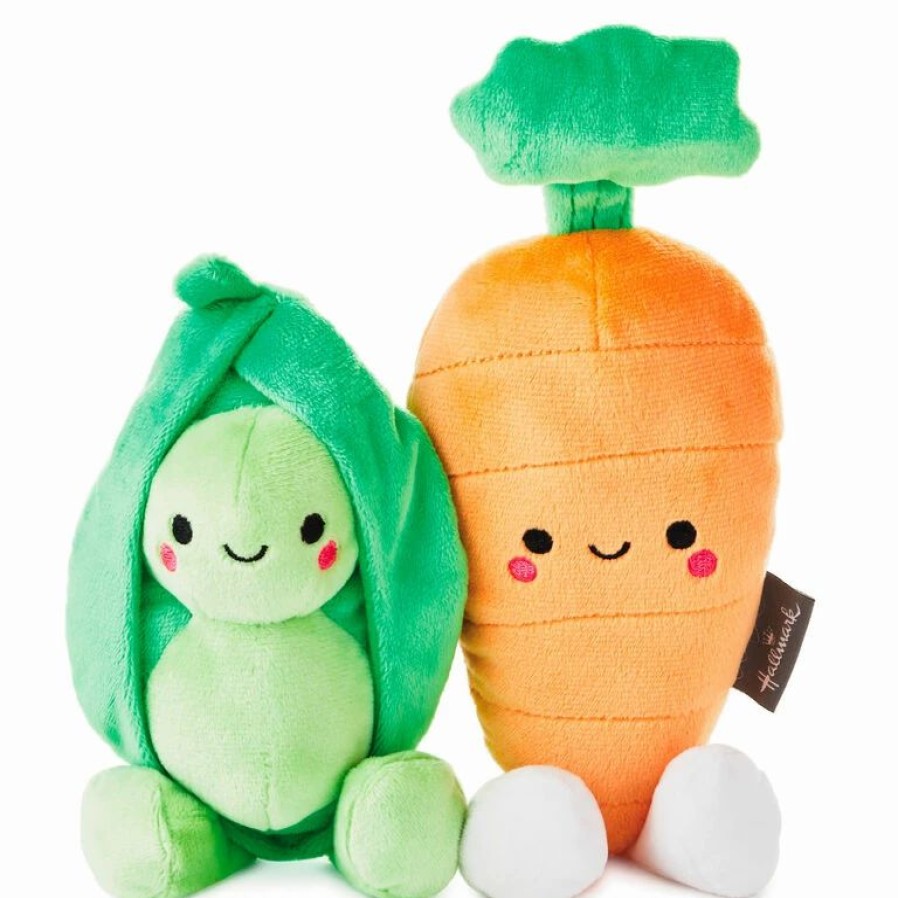 Classic Stuffed Animals * | Hallmark Better Together Peas And Carrot Magnetic Plush, 4.5