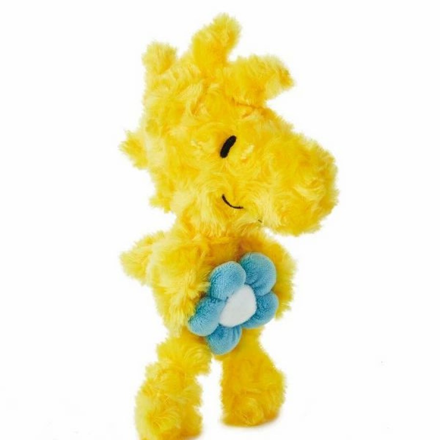 Collectibles Figurines * | Peanuts Woodstock With Flower Stuffed Animal