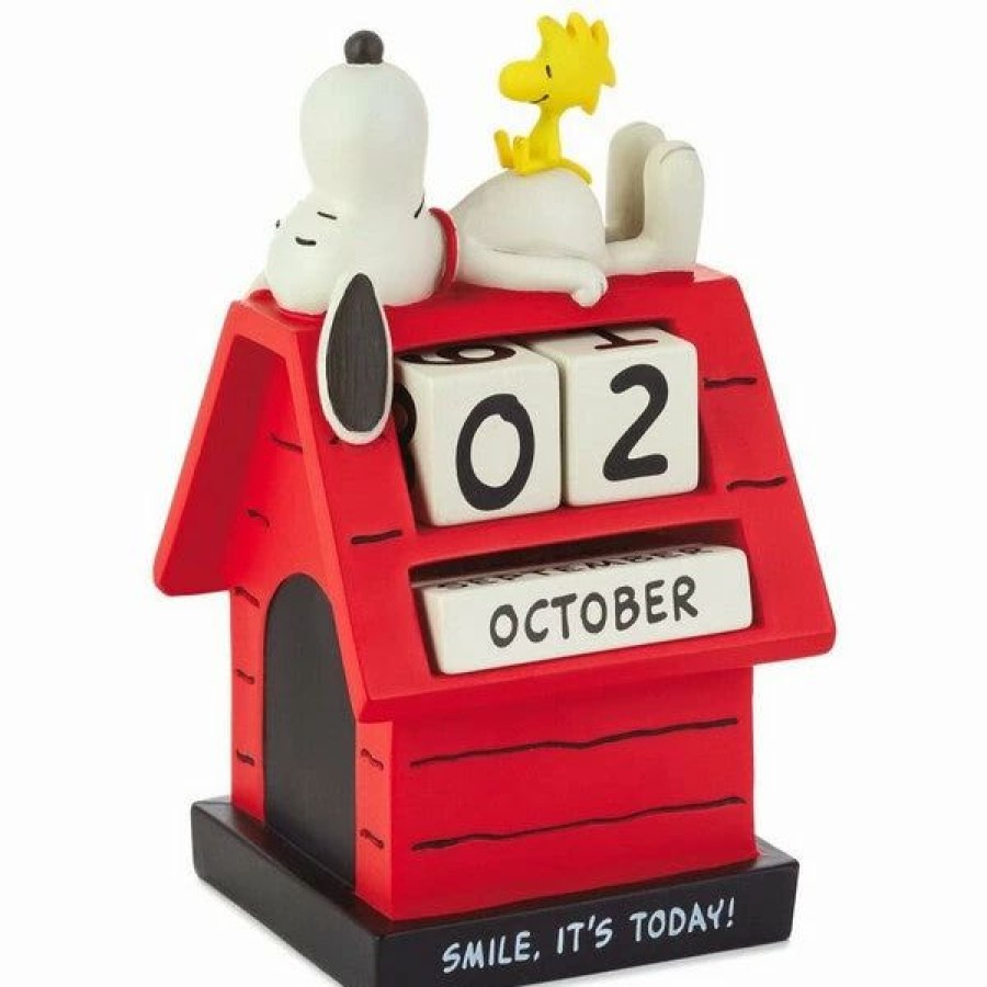 Collectibles Figurines * | Peanuts Snoopy Smile Perpetual Calendar